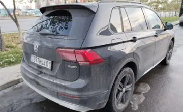 Volkswagen Tiguan 2020 года за 14 000 000 тг. в Астана