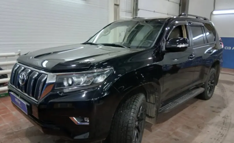 Toyota Land Cruiser Prado 2022 года за 35 000 000 тг. в Астана