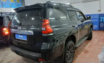 Toyota Land Cruiser Prado 2022 года за 35 000 000 тг. в Астана