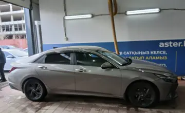 Hyundai Elantra 2021 года за 8 500 000 тг. в Астана фото 4