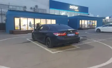 Toyota Camry 2020 года за 12 500 000 тг. в Алматы фото 4