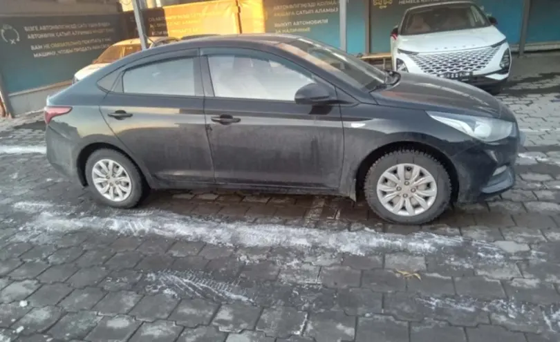 Hyundai Solaris 2020 года за 7 000 000 тг. в Караганда фото 4