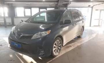 Toyota Sienna 2020 года за 18 000 000 тг. в Астана фото 1