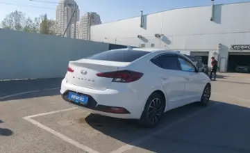 Hyundai Elantra 2019 года за 7 000 000 тг. в Шымкент фото 3