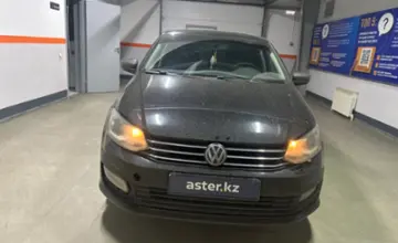 Volkswagen Polo 2015 года за 5 500 000 тг. в Уральск фото 2