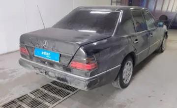 Mercedes-Benz W124 1991 года за 1 000 000 тг. в Павлодар