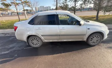 LADA (ВАЗ) Granta 2014 года за 3 100 000 тг. в Астана фото 4