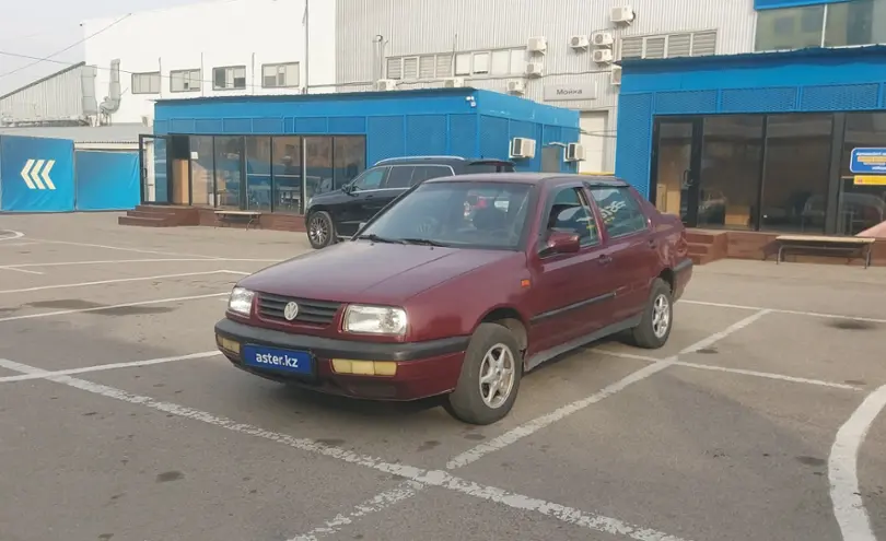 Volkswagen Vento 1993 года за 1 500 000 тг. в Алматы