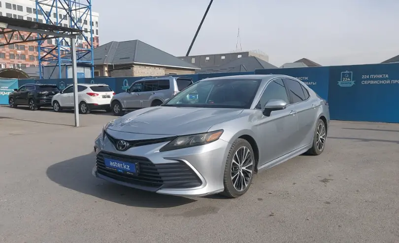 Toyota Camry 2020 года за 13 000 000 тг. в Шымкент
