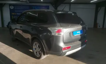 Mitsubishi Outlander 2014 года за 7 000 000 тг. в Астана фото 4