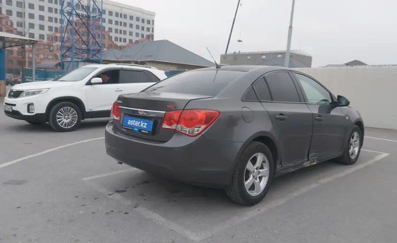 Chevrolet Cruze 2010 года за 3 100 000 тг. в Шымкент фото 3