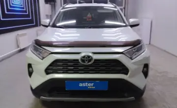 Toyota RAV4 2021 года за 16 800 000 тг. в Павлодар фото 2
