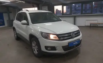 Volkswagen Tiguan 2015 года за 5 000 000 тг. в Астана фото 2