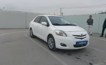 Toyota Yaris 2011 года за 4 800 000 тг. в Шымкент фото 2