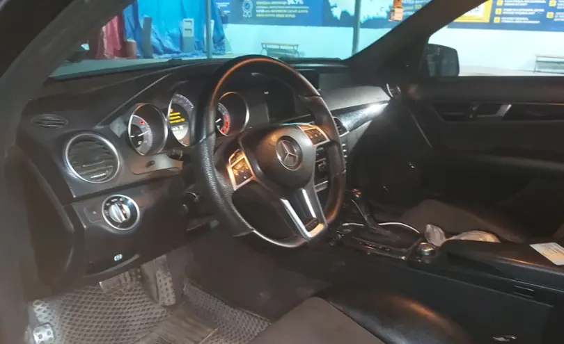 Mercedes-Benz C-Класс 2012 года за 5 500 000 тг. в Шымкент фото 5