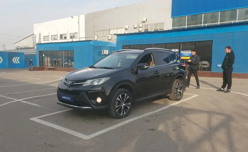 Toyota RAV4 2015 года за 10 500 000 тг. в Алматы