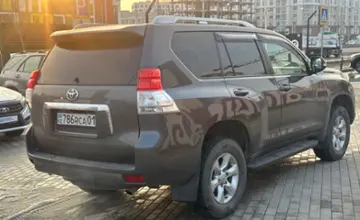 Toyota Land Cruiser Prado 2013 года за 15 990 000 тг. в Астана