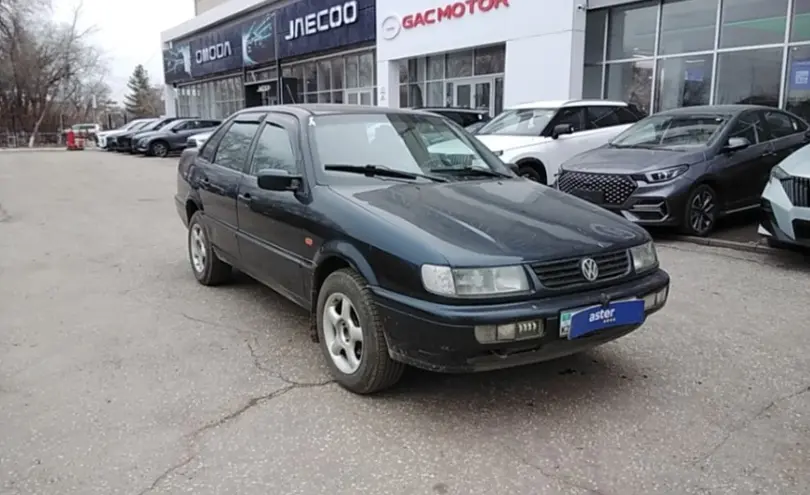 Volkswagen Passat 1995 года за 1 500 000 тг. в Актобе фото 3