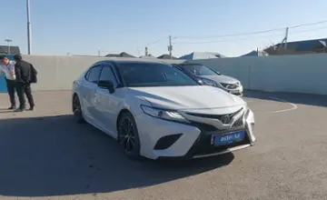 Toyota Camry 2020 года за 14 500 000 тг. в Шымкент фото 2