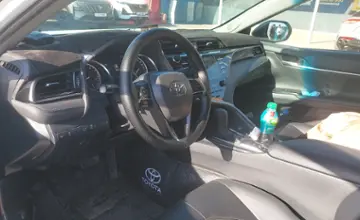 Toyota Camry 2020 года за 14 500 000 тг. в Шымкент фото 5