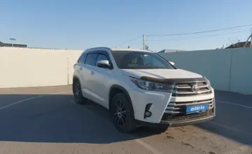 Toyota Highlander 2018 года за 21 500 000 тг. в Шымкент фото 2