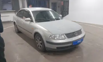 Volkswagen Passat 1996 года за 1 700 000 тг. в Астана фото 2