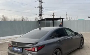 Lexus ES 2020 года за 21 000 000 тг. в Уральск
