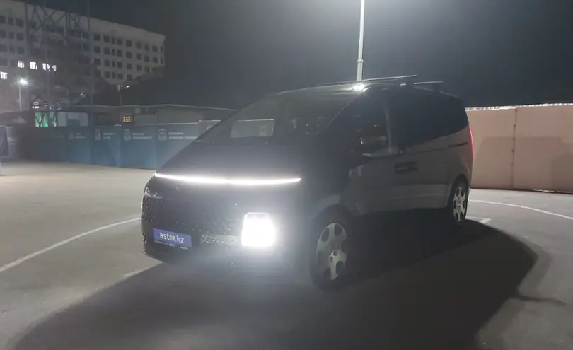 Hyundai Staria 2022 года за 22 000 000 тг. в Шымкент