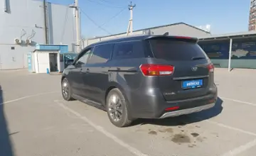 Kia Carnival 2016 года за 11 500 000 тг. в Шымкент фото 4