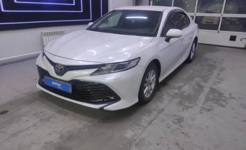 Toyota Camry 2018 года за 13 800 000 тг. в Павлодар