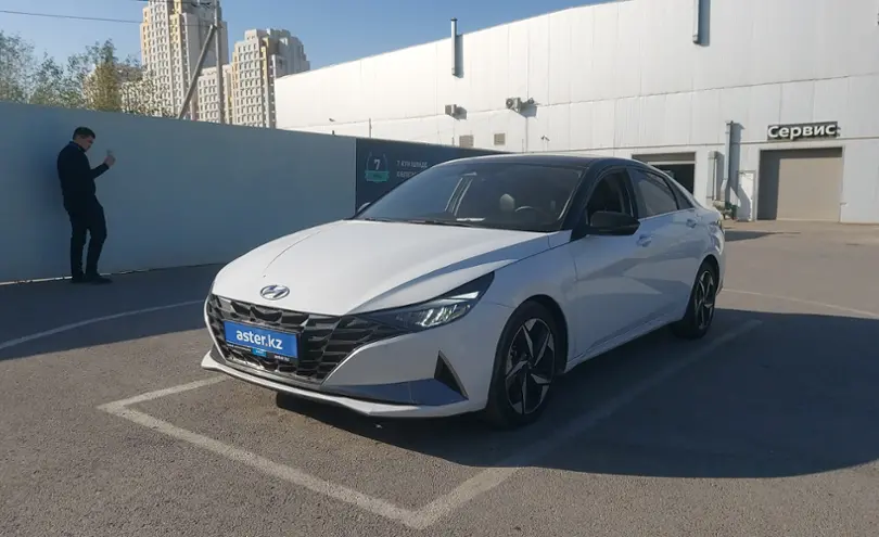 Hyundai Elantra 2023 года за 9 000 000 тг. в Шымкент