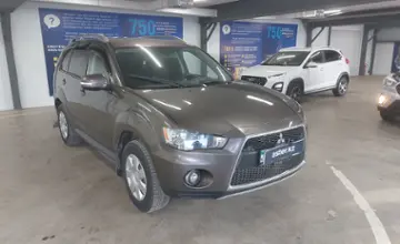 Mitsubishi Outlander 2010 года за 5 200 000 тг. в Астана фото 2