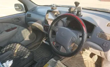 Toyota Raum 1998 года за 1 500 000 тг. в Алматы фото 5