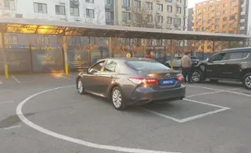 Toyota Camry 2020 года за 10 500 000 тг. в Алматы фото 4