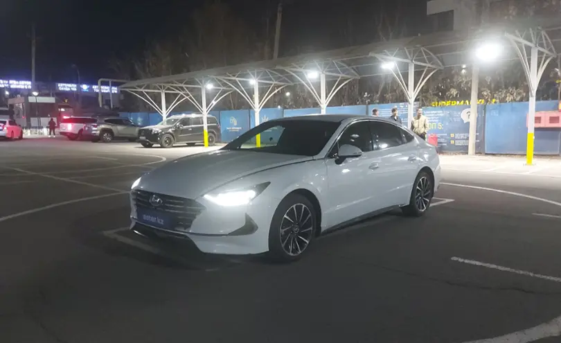 Hyundai Sonata 2022 года за 12 500 000 тг. в Алматы