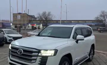 Toyota Land Cruiser 2023 года за 57 000 000 тг. в Уральск фото 1