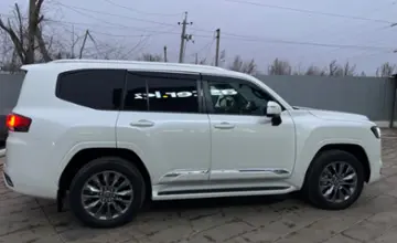 Toyota Land Cruiser 2023 года за 57 000 000 тг. в Уральск фото 4