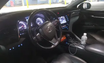 Toyota Camry 2020 года за 11 000 000 тг. в Алматы фото 5