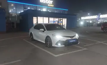 Toyota Camry 2021 года за 15 000 000 тг. в Алматы фото 2