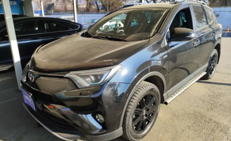 Toyota RAV4 2018 года за 12 500 000 тг. в Алматы