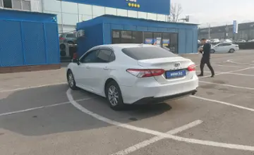 Toyota Camry 2019 года за 12 900 000 тг. в Алматы фото 4