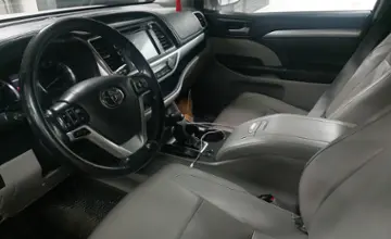 Toyota Highlander 2017 года за 17 200 000 тг. в Астана фото 5