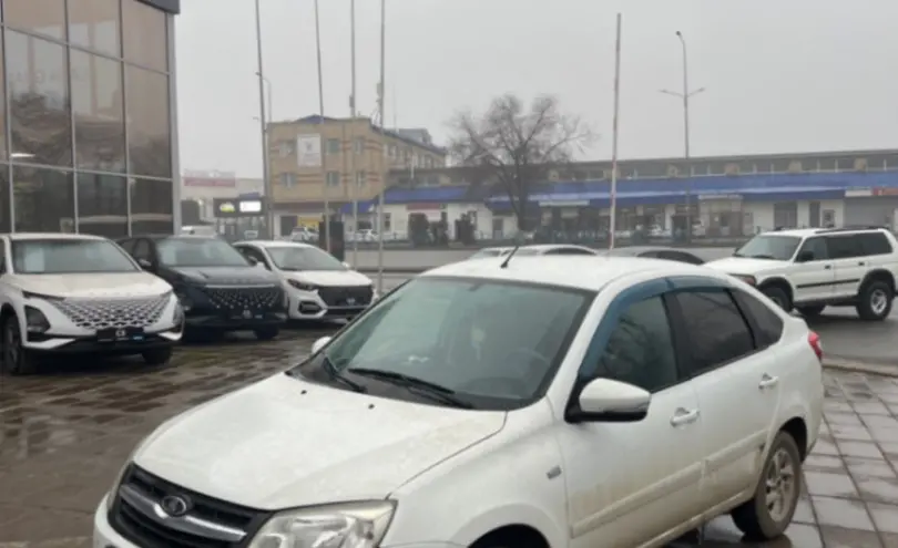 LADA (ВАЗ) Granta 2015 года за 2 500 000 тг. в Уральск