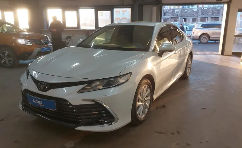 Toyota Camry 2023 года за 15 000 000 тг. в Астана