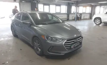 Hyundai Elantra 2018 года за 7 500 000 тг. в Астана фото 2
