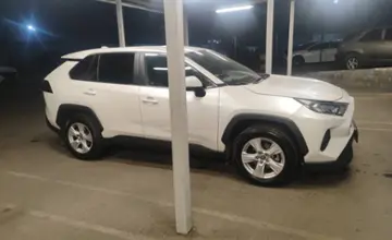 Toyota RAV4 2020 года за 13 200 000 тг. в Алматы фото 4