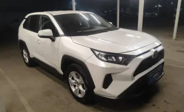 Toyota RAV4 2020 года за 13 200 000 тг. в Алматы фото 3