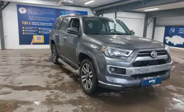 Toyota 4Runner 2020 года за 24 000 000 тг. в Астана фото 2