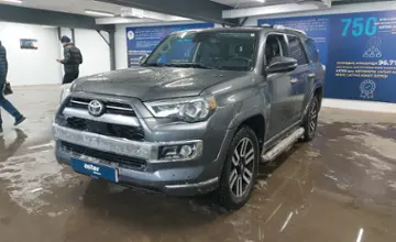 Toyota 4Runner 2020 года за 24 000 000 тг. в Астана фото 1
