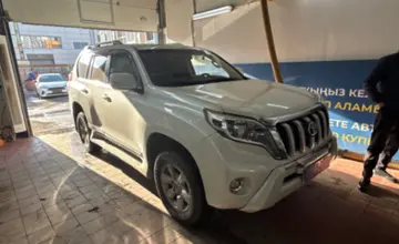 Toyota Land Cruiser Prado 2013 года за 14 500 000 тг. в Астана фото 3